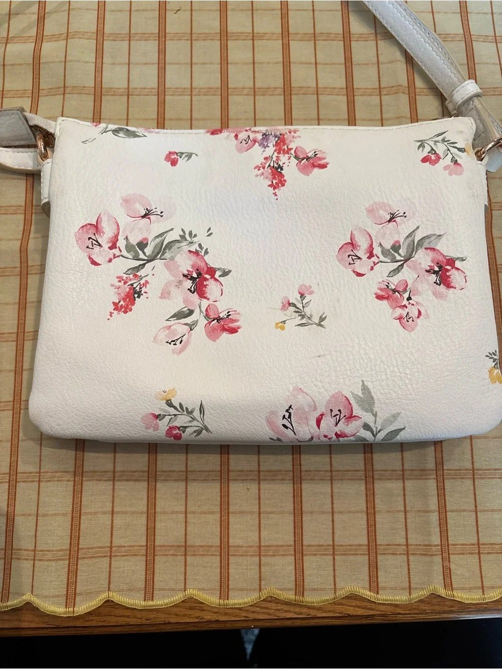 LC Lauren Conrad White Floral Crossbody Bag with Pink Accents
